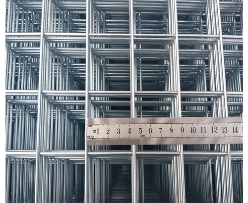 Latest company news about Phương pháp phủ mới cho hàng rào dây hàn: Tăng cường độ bền và phong cách